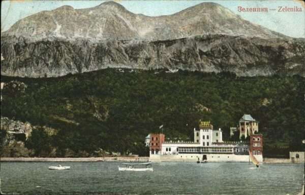 Zelenika Schiff