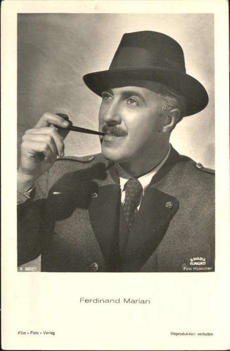 Schauspieler Ferdinand Marian Pfeife Hut