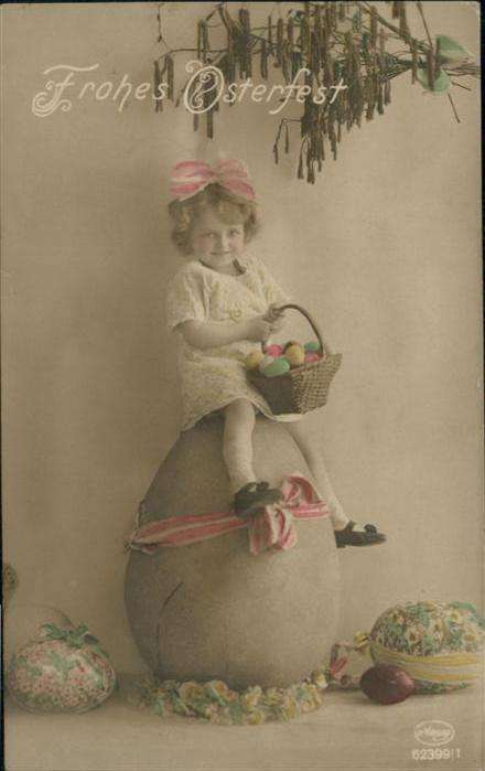Ostern Easter Paques Osterei Kind Korb Ostereier