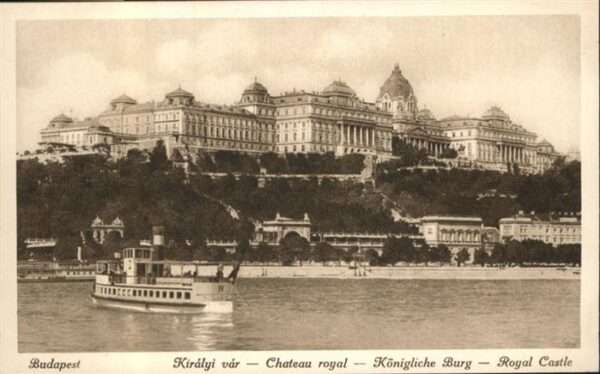 Budapest Königliche Burg Dampfer