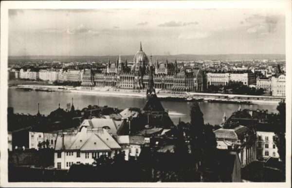 Budapest Parlament Donau