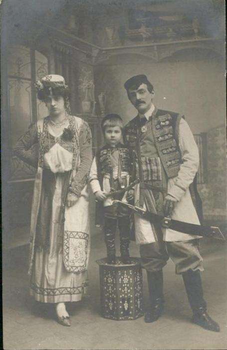 Balkan Schwert Kind Junge