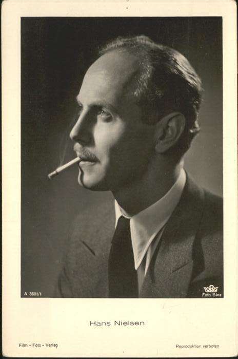Verlag Film-Foto-Verlag Nr. Hans Nielsen A 3601/1 Zigaretten