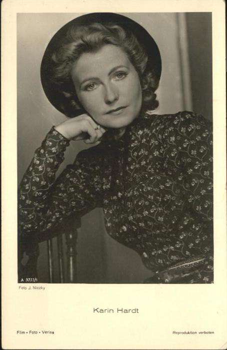 Verlag Film-Foto-Verlag Nr. Karin Hardt A 3777/1 Hutmode