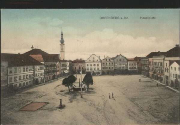Obernberg Inn Hauptplatz Brunnen