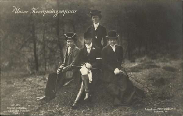 Adel Kronprinz Paar Reiter
