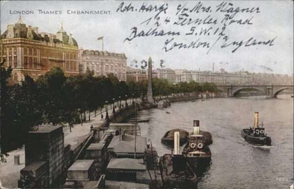 London Thames Embankment Schiff Brücke