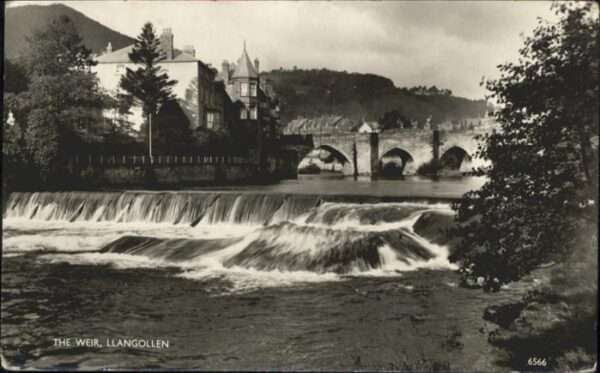 Llangollen Brücke Weir