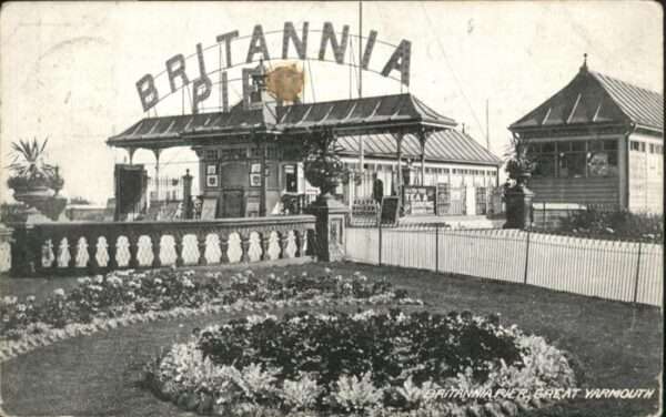 Gorleston Brittannia Pier
Great Yarnmouth