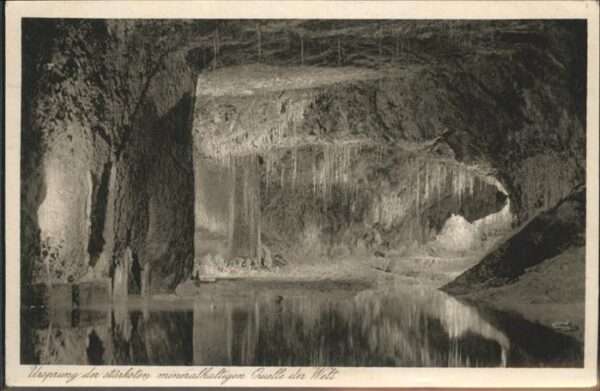 Hoehlen Caves Grottes Feengrotten Diadochithöhle Märchendom T