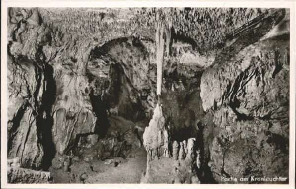 Hoehlen Caves Grottes Kronleuchter Karlshöhle Bärenhöhle Trop