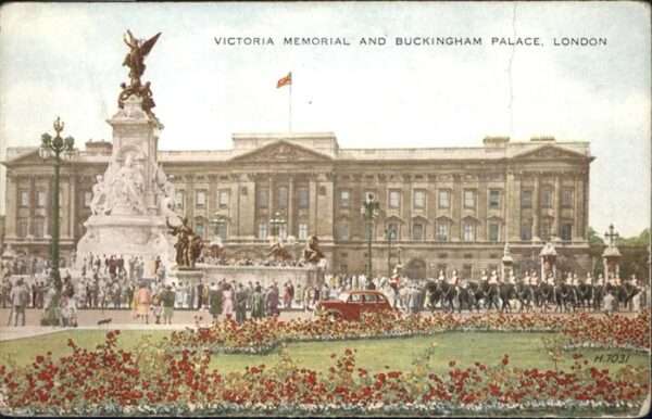 London Victorias Memorial
Buckingham Palace