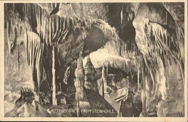 Hoehlen Caves Grottes Tropfsteinhöhle Attendorn