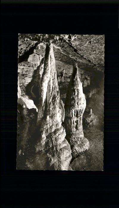 Hoehlen Caves Grottes Erdmannshöhle Hasel Füllofen Tropfstein