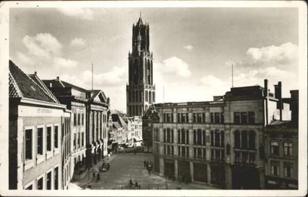 Utrecht Stadhuis met Dom