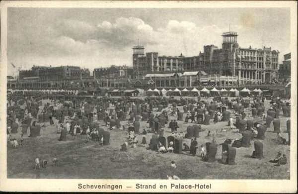Scheveningen Strand en Palace Hotel