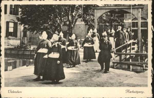 Volendam Kerkuitgang