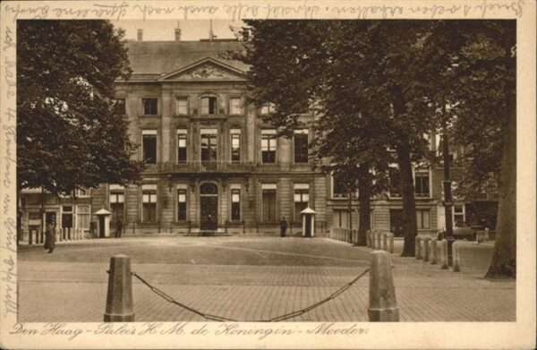 Den Haag Paleis de Koningin Moeder