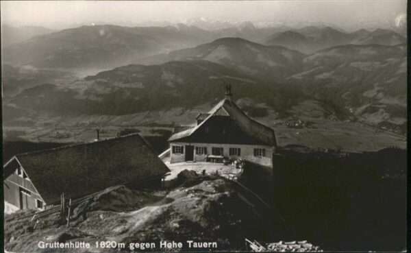 Gruttenhuette Hohe Tauern