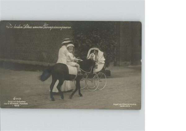Adel Preussen Kinderwagen Pferd