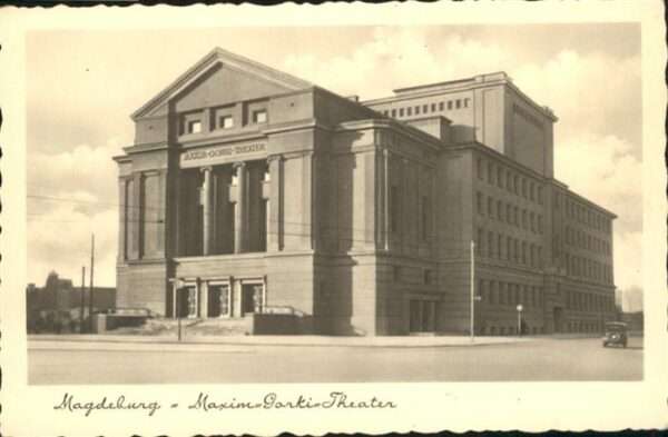Theatergebaeude Magdeburg Maxim Garki