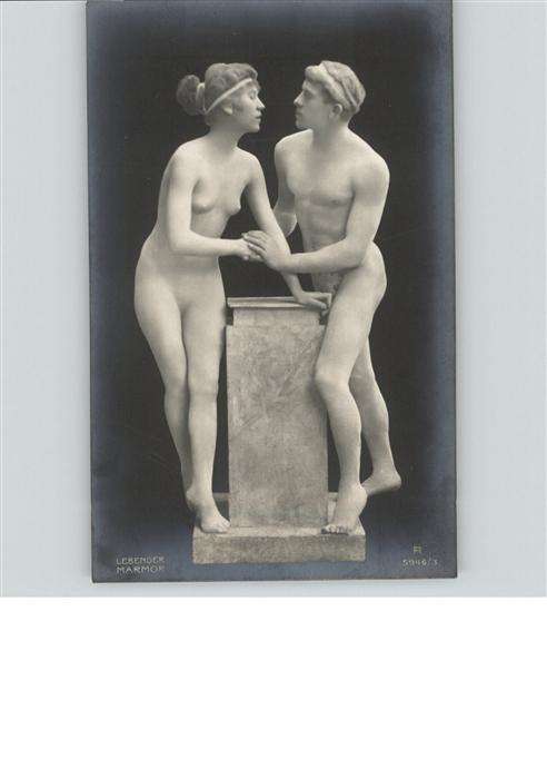 Skulpturen