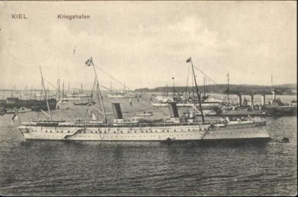 Dampfer Binnenschifffahrt Kiel Kriegshafen