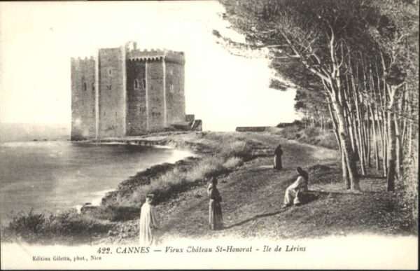 Cannes Alpes-Maritimes Cannes Chateau St. Honorat Ile Lerins