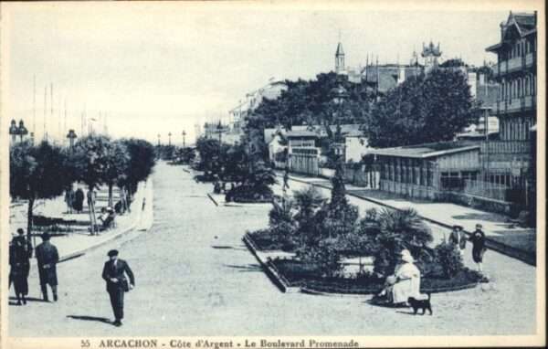 Arcachon Boulevard Promenade