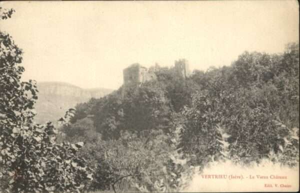 Vertrieu Isere Chateau