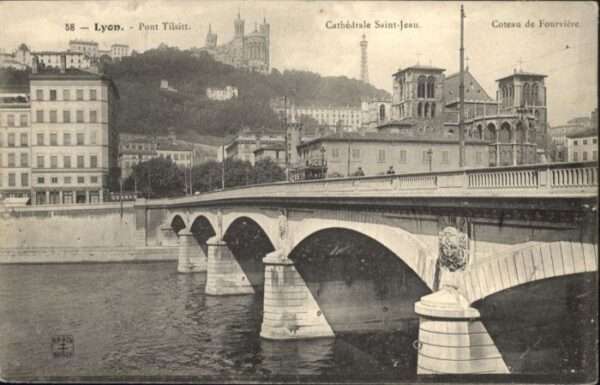Lyon France Lyon Pont Tilsitt Cathedrale Saint-Jean
