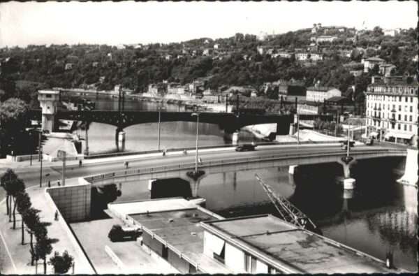 Lyon France Lyon Pont Kitchner Saone