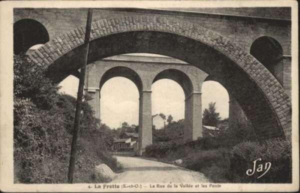 La Frette Saone-et-Loire La_Frette Rue Vallee Ponts