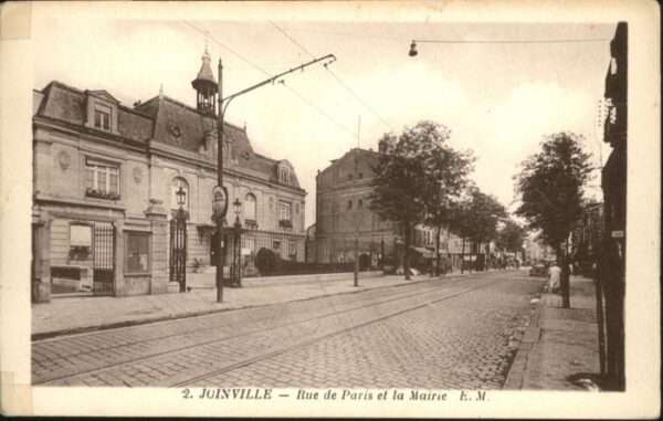 Joinville-le-Pont Rue de Paris La Mairie