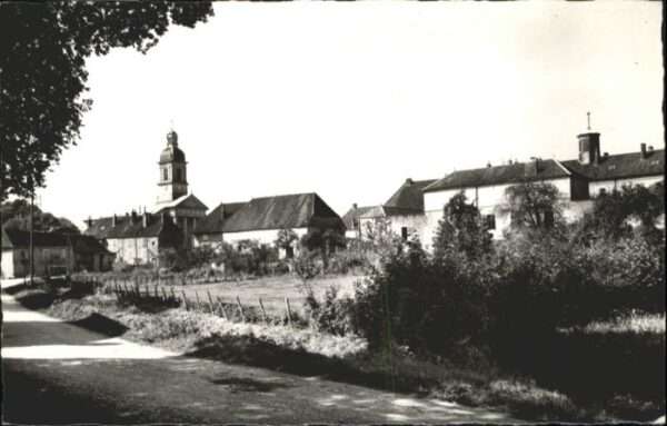 Mont-sous-Vaudrey Eglise les Ecoles