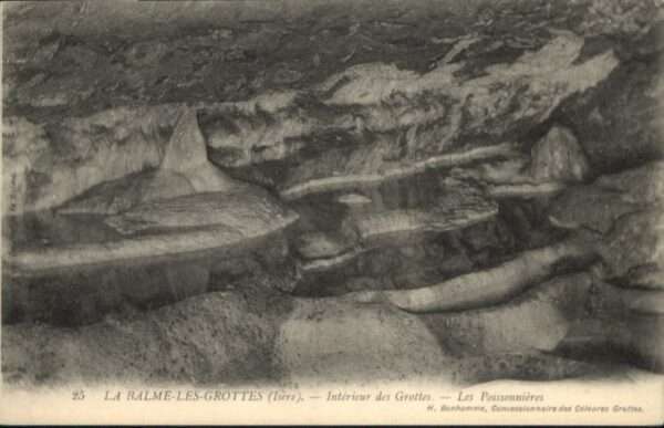 La Balme-les-Grottes Interieur des Grottes Les Poissonnieres