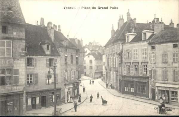 Vesoul Place du Grand Puits