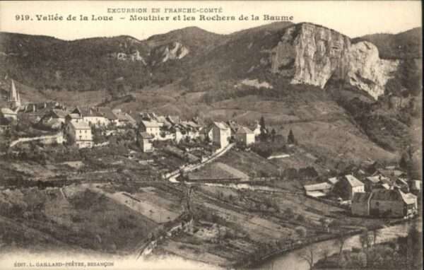 Mouthier-Haute-Pierre Mouthier les Rochers de la Baume