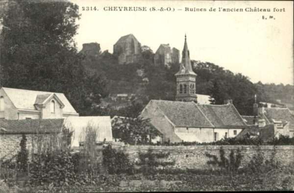 Chevreuse Ruines Chateau Fort