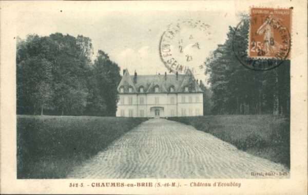 Chaumes-en-Brie Chateau Ecoublay