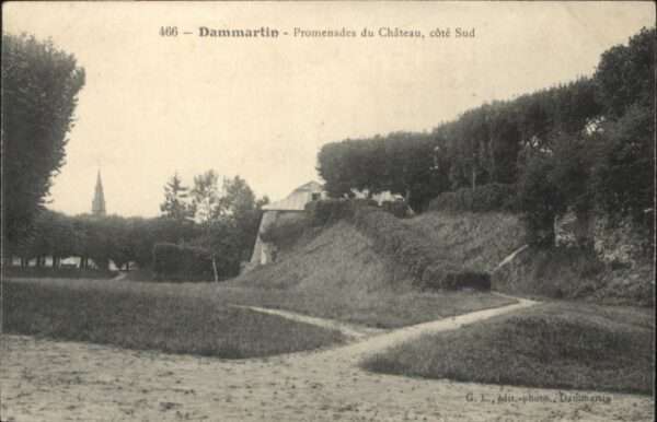 Dammartin-en-Goele Promenades Chateau