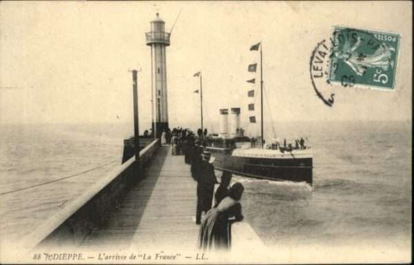 Dieppe 76 Dieppe Dampfer La France Leuchtturm