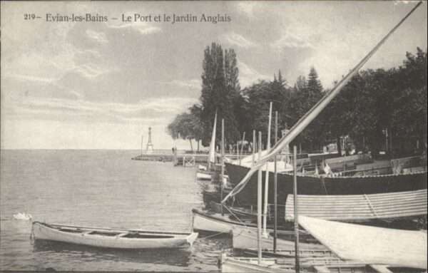 Evian-les-Bains Haute Savoie Evian-les-Bains Port Jardin Anglais