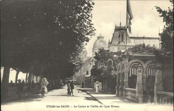 Evian-les-Bains Haute Savoie Evian-les-Bains Casino Allee Quai Blona