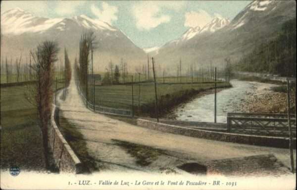 Luz-Saint-Sauveur Hautes Pyrenees Luz-Saint-Sauveur Vallee Luz Pont Pesca