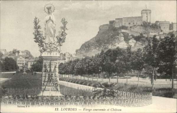 Lourdes Hautes Pyrenees Lourdes Vierge Chateau