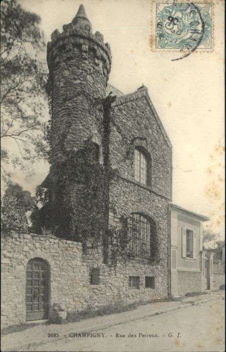 Champigny Yonne Rue Perreux