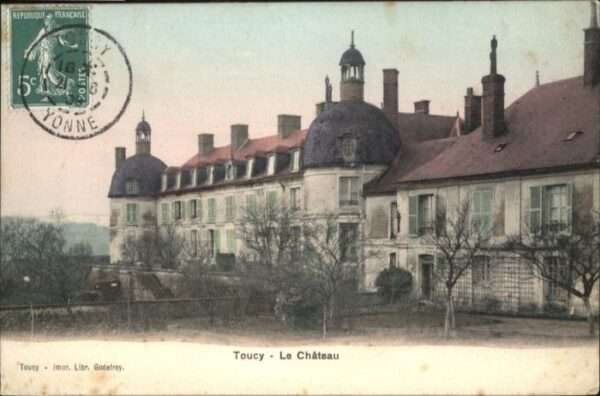 Toucy Chateau