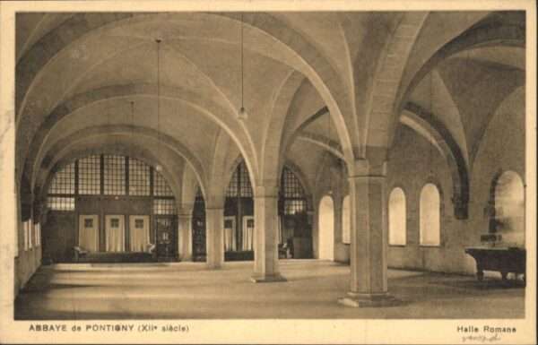 Pontigny Halle Romane