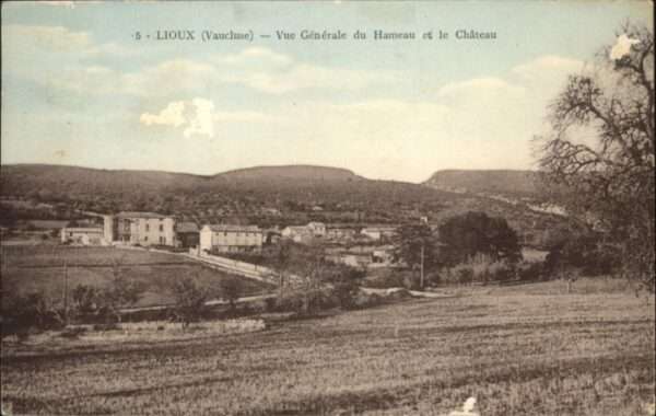 Lioux Hameau Chateau